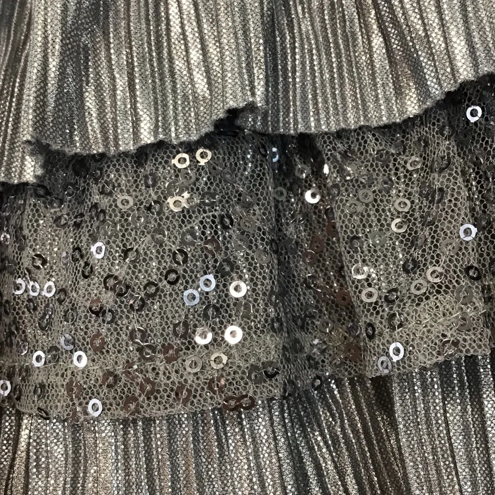 Justice Silver Sequin Ruffled Skirt Skort Size 8‎